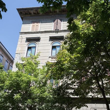 ホテル Centro Citta Teatro トリエステ エクステリア 写真